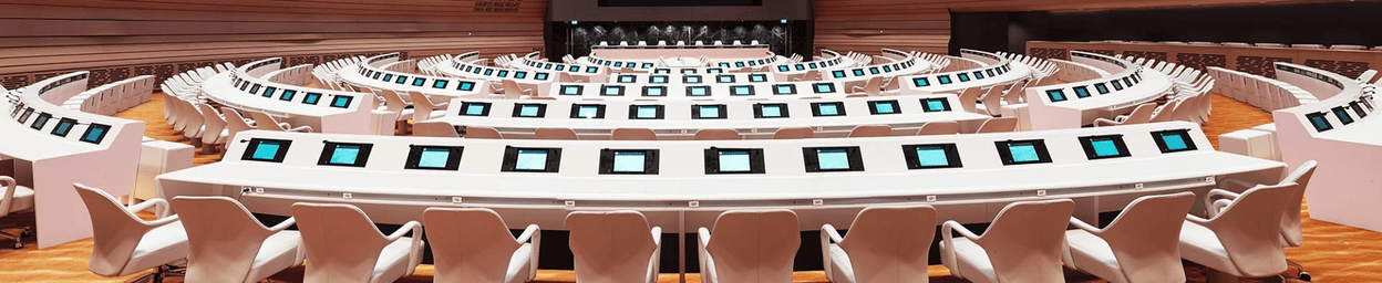 Écrans tactiles pour salles de conférence