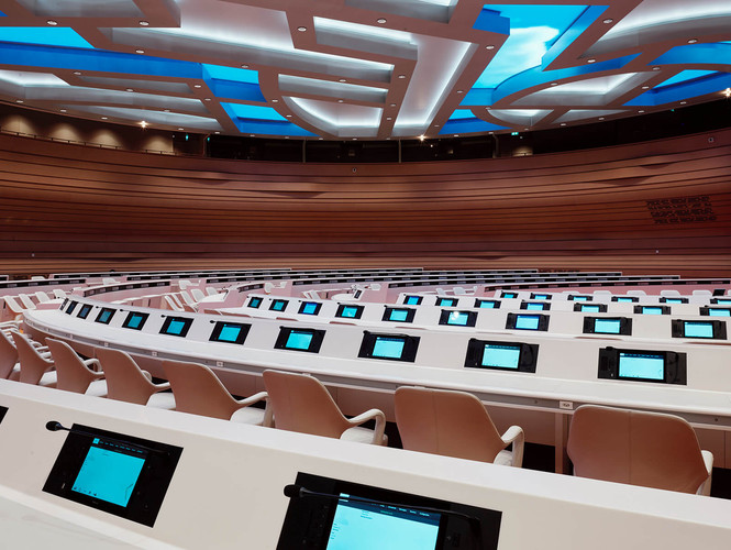 Réunion et conférence Écrans pour bureaux, conférence et salles de réunion